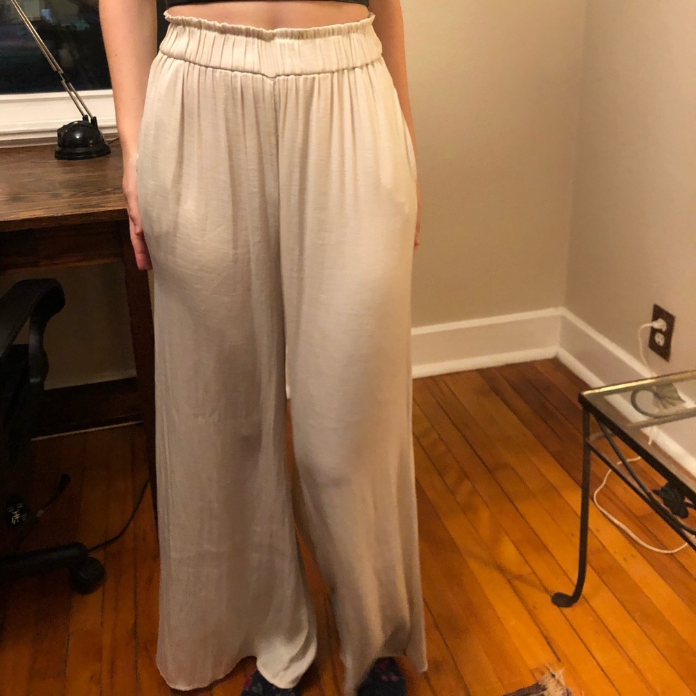 ZARA White Flowy High Waisted Pants